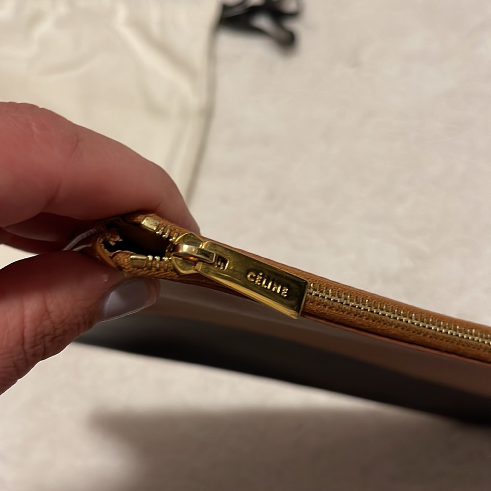Celine Solo Bicolor Leather Clutch - Picture 5 of 13